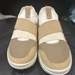 Ecco Women's ST.1 Lite Slip-On Sneakers Beige Size 6 Athletic Shoes